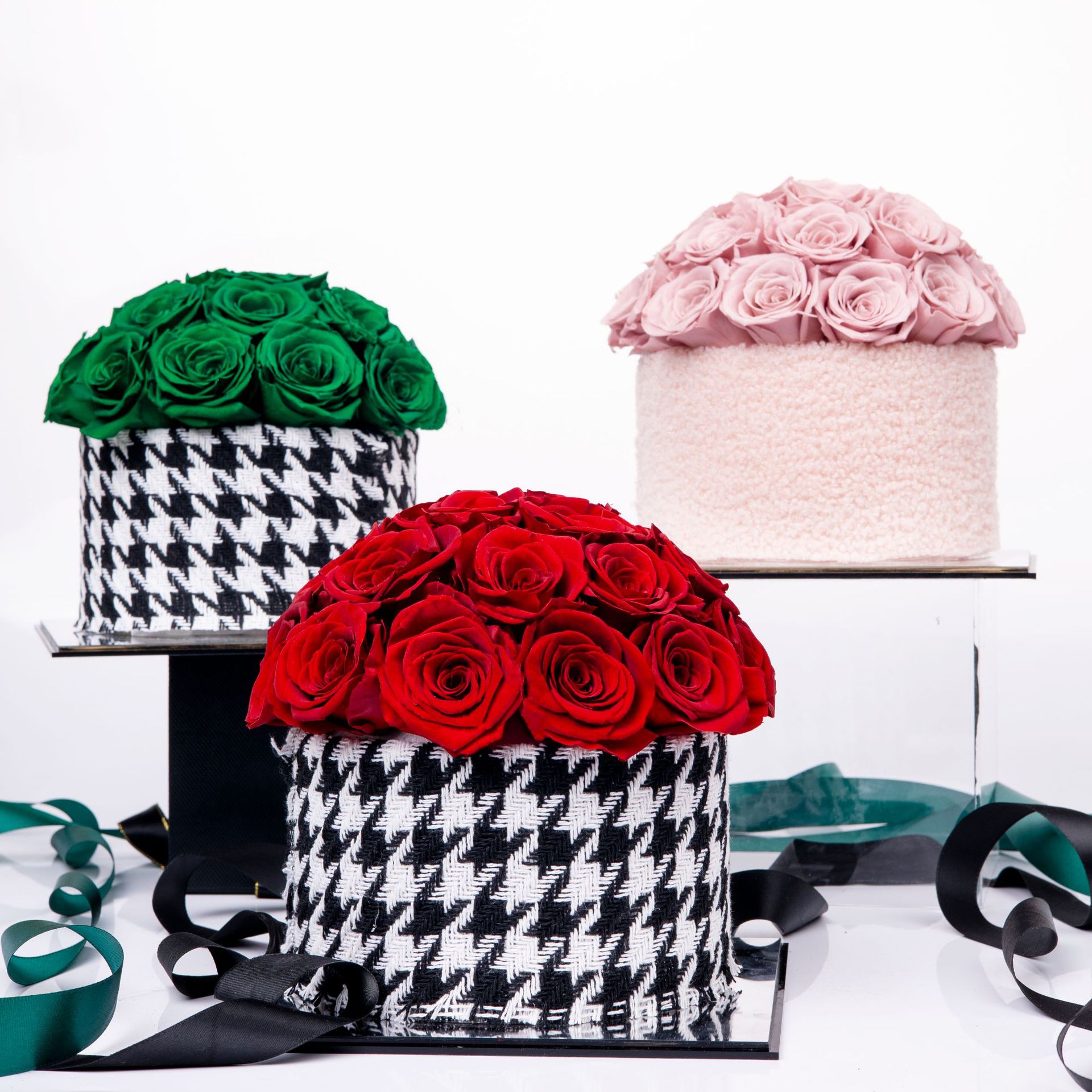 Acrylic Rose Preserved Flower Gift Box Acrylic Rose Preserved Flower Gift Box