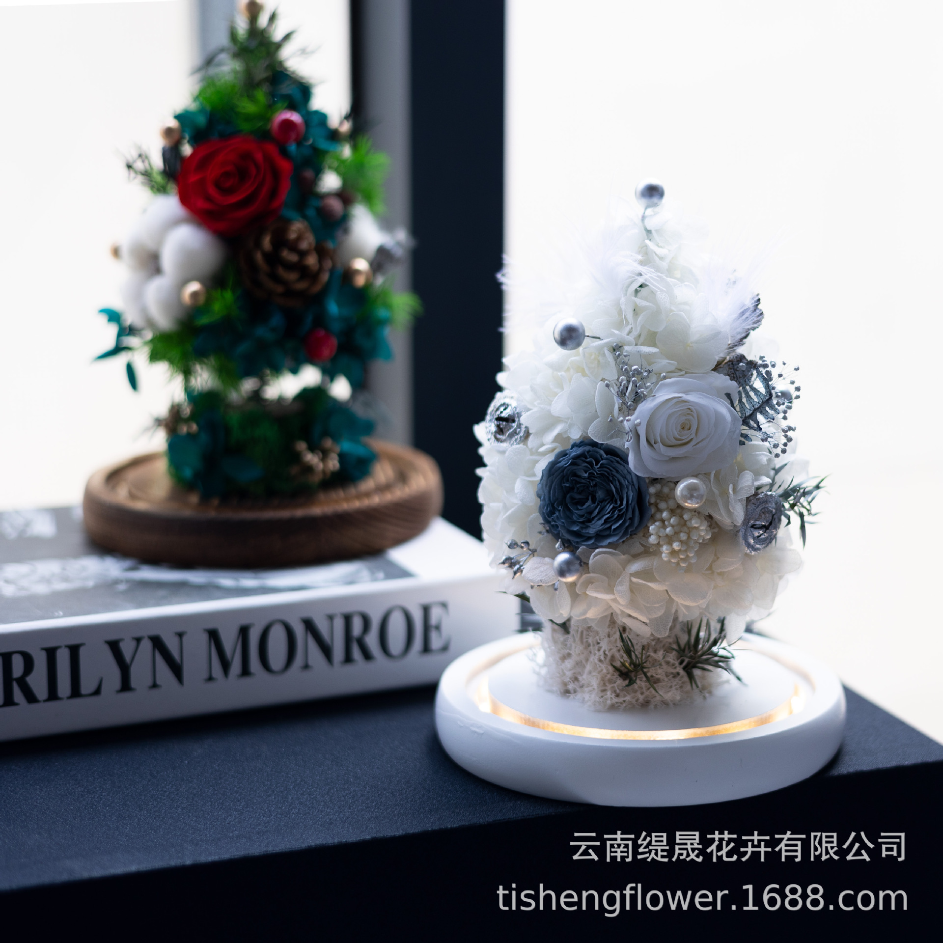 Glass Cover Preserved Flower Ornaments Glass Cover Preserved Flower Ornaments