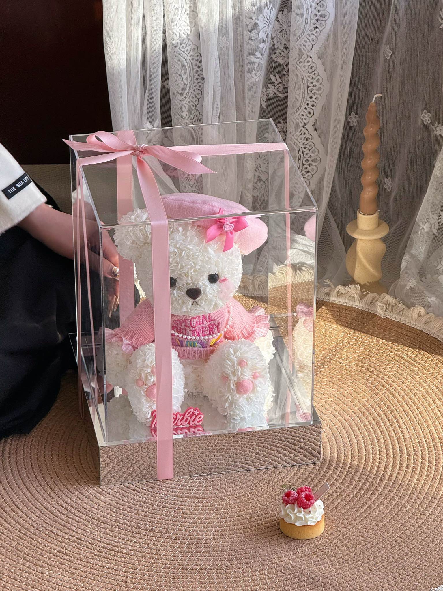 Pink beret bear preserved flower from China manufacturer - Yika Preserved Flower Store Roses that last 3- year buy online