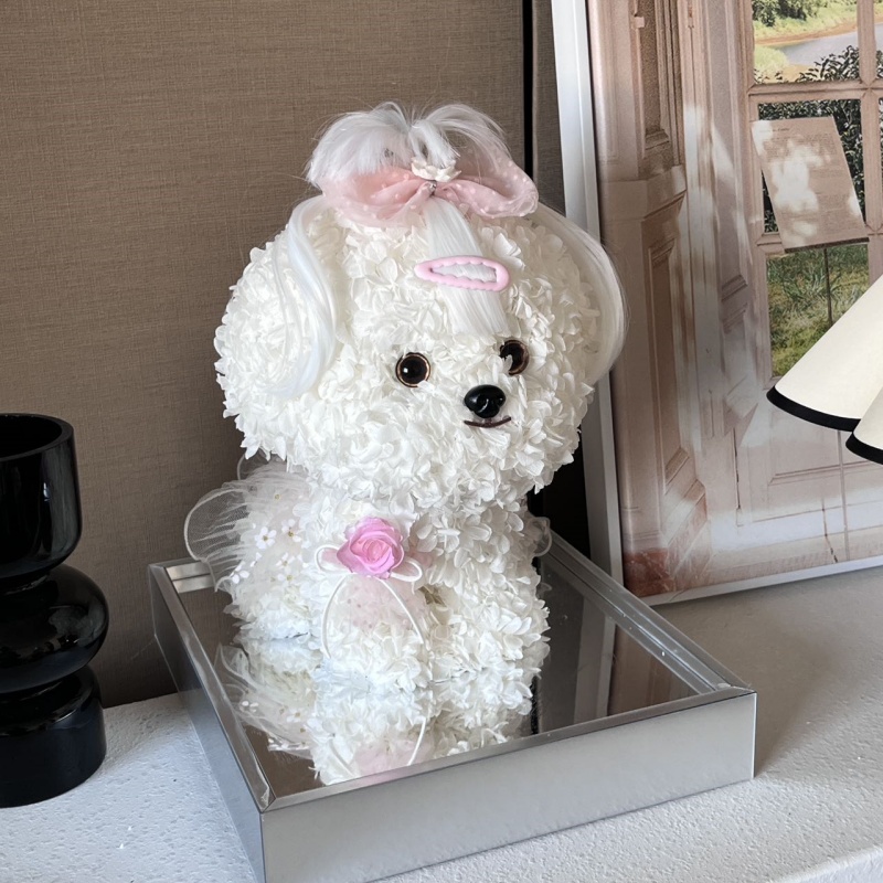 White Puppy Shape Preserved Flower White Puppy Shape Preserved Flower