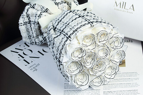 Unbox-Your-Floral-Elegance