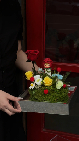 Exquisite craftsmanship real forever rose gift box