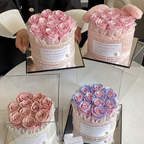 Rose Hug Bucket Preserved Flower