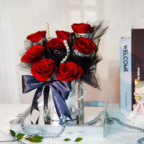 Eight Roses Hug Bucket Preserved Flower