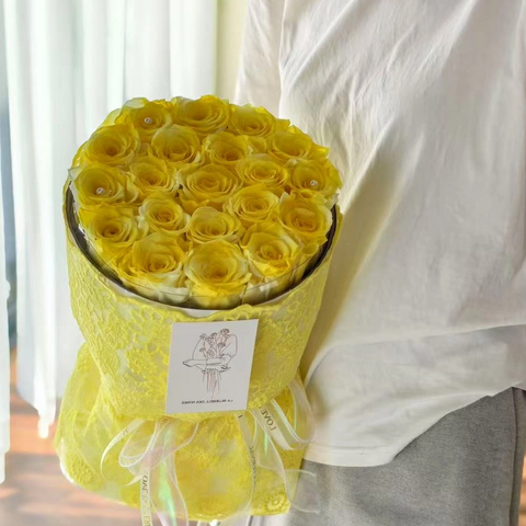 French Romantic Luxury Style Gradient Yellow Rose Preserved Flower Bouquet