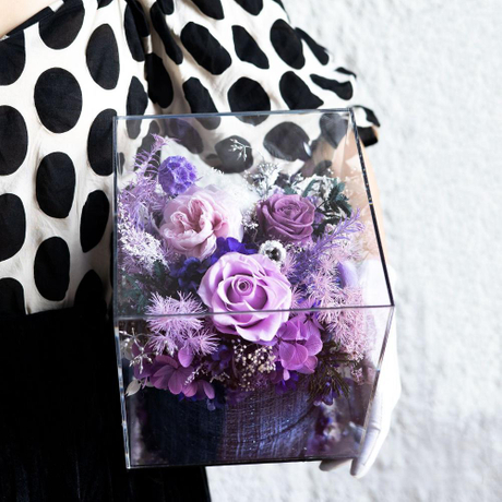 Acrylic Small Chanel Style Hug Bucket Preserved Flower