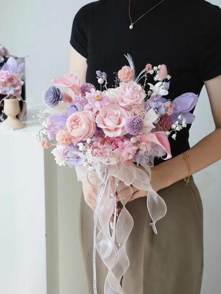Preserved Flower Wedding Bouquets: The Modern Bride-To-Be's Priority Choice