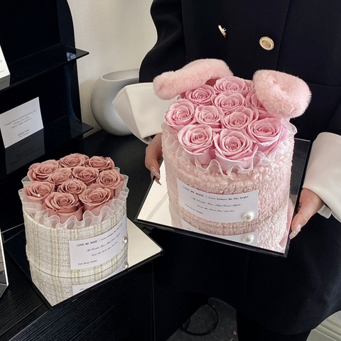 Rose Hug Bucket Preserved Flower
