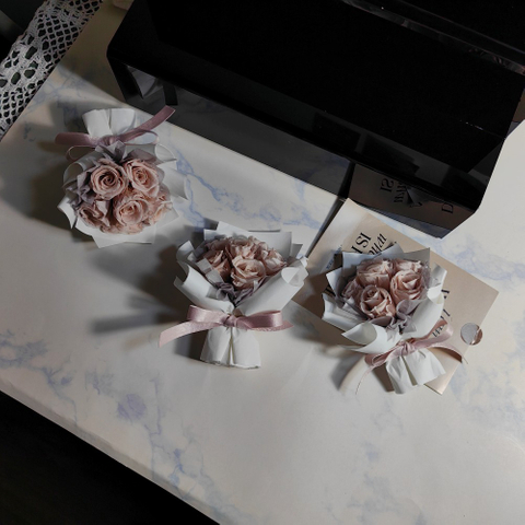 Small Eternal Rose Bouquet Mini Car Air Outlet Decoration Interior Ornament Handheld Gift Birthday Gift