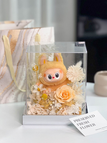 New Cute Labubu Garden Acrylic Eternal Flower Doll Gift Box Decoration Labubu Doll Valentine's Day Gift Finished Product