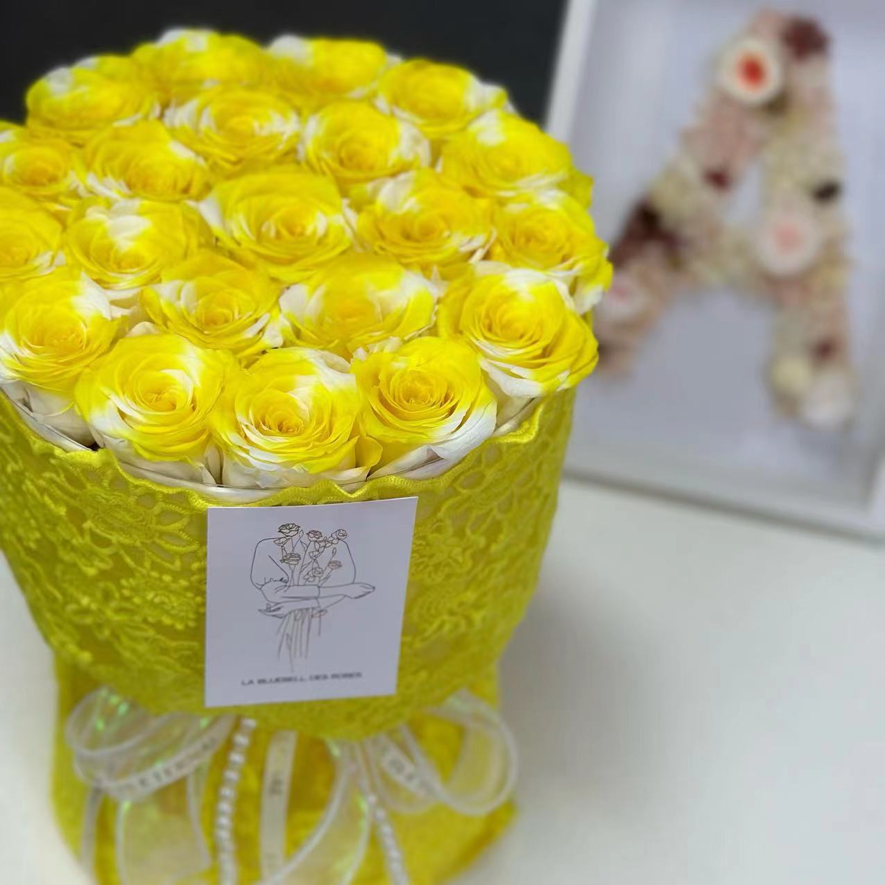 Gradient Yellow Rose Preserved Flower Bouquet