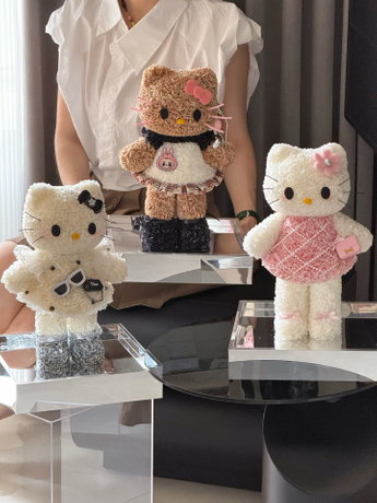 Eternal Flower Tide Brand Standing Hello Kitty Cat Doll KT Ornament Gift Box