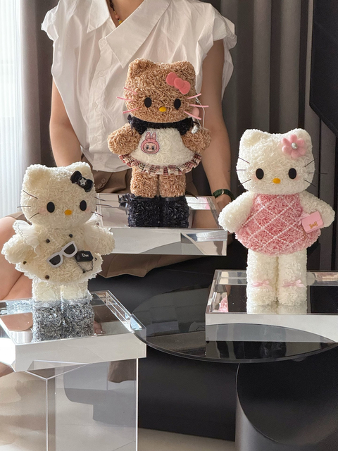 Eternal Flower Tide Brand Standing Hello Kitty Cat Doll KT Ornament Gift Box